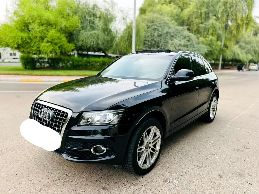 Audi Q5 2.0 TFSI tiptronic quattro (211 حصان) - 2