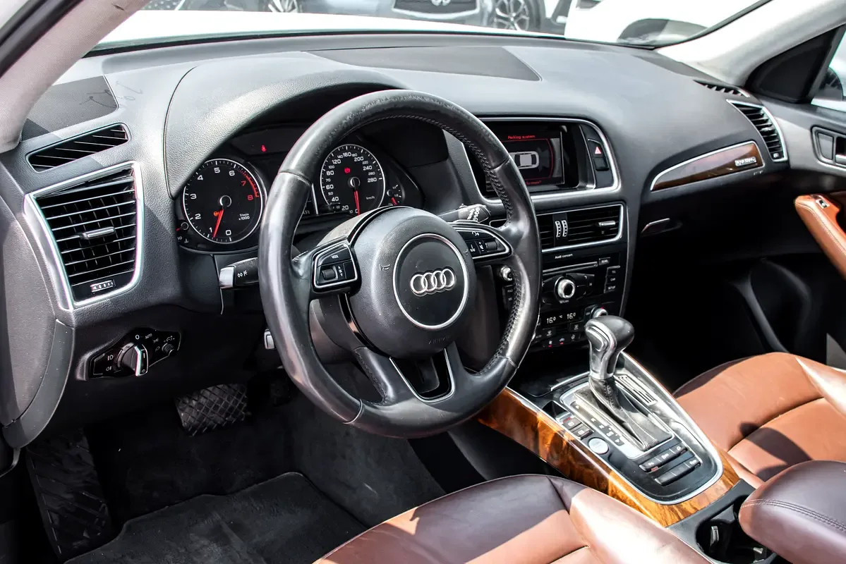 Audi Q5 2.0 TFSI Tiptronic quattro (230 حصان) - 12