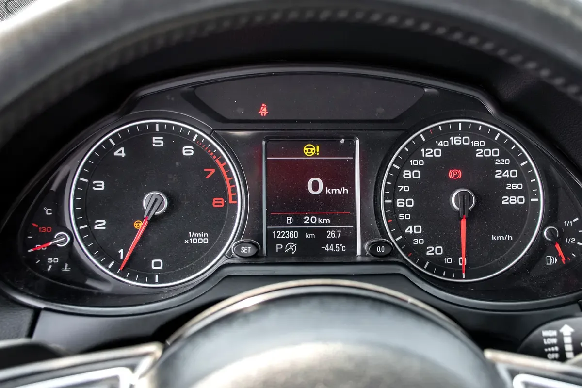 Audi Q5 2.0 TFSI Tiptronic quattro (230 حصان) - 19