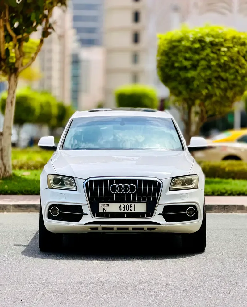 Audi Q5 3.0 TFSI Tiptronic quattro (272 حصان)