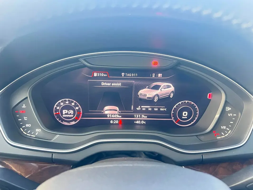 Audi Q5 45 TFSI S tronic quattro (249 حصان) - 13