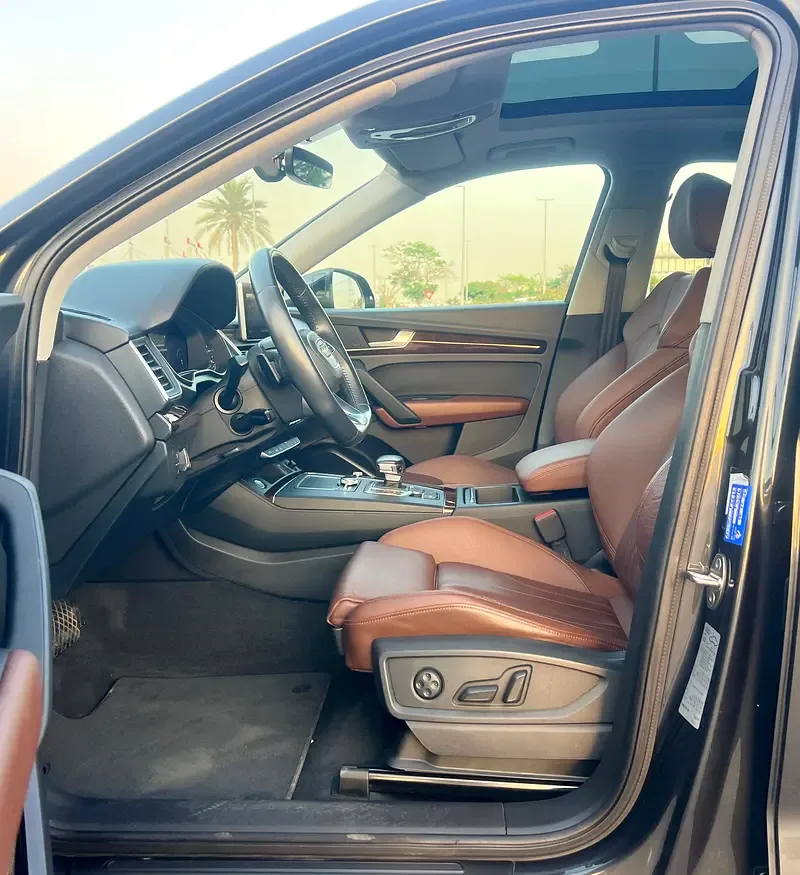 Audi Q5 45 TFSI S tronic quattro (249 حصان) - 11