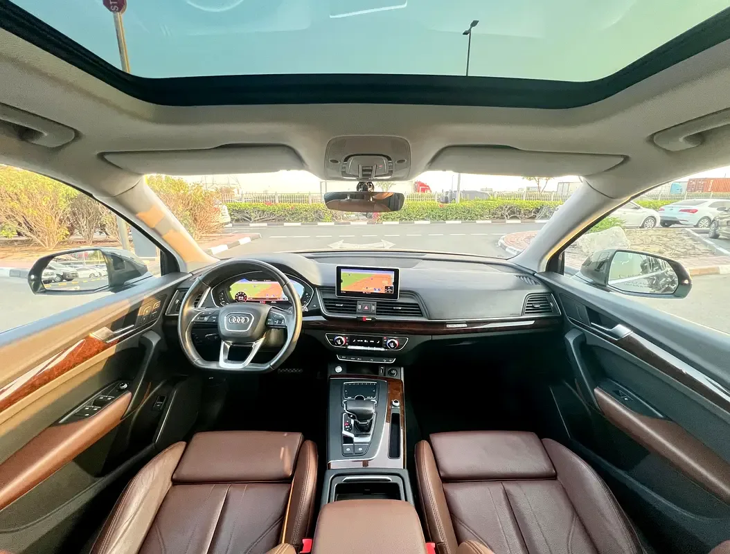 Audi Q5 45 TFSI S tronic quattro (249 حصان) - 17