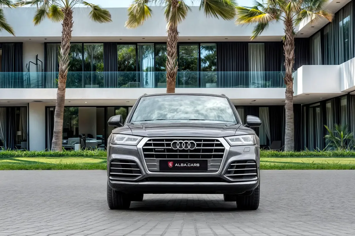 Audi Q5 45 TFSI S tronic quattro (249 حصان) - 4