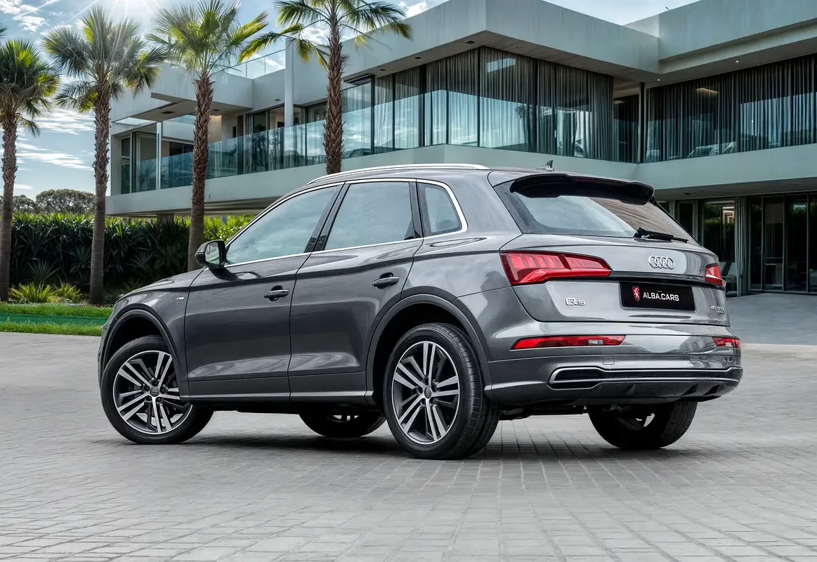 Audi Q5 45 TFSI S tronic quattro (249 حصان) - 3