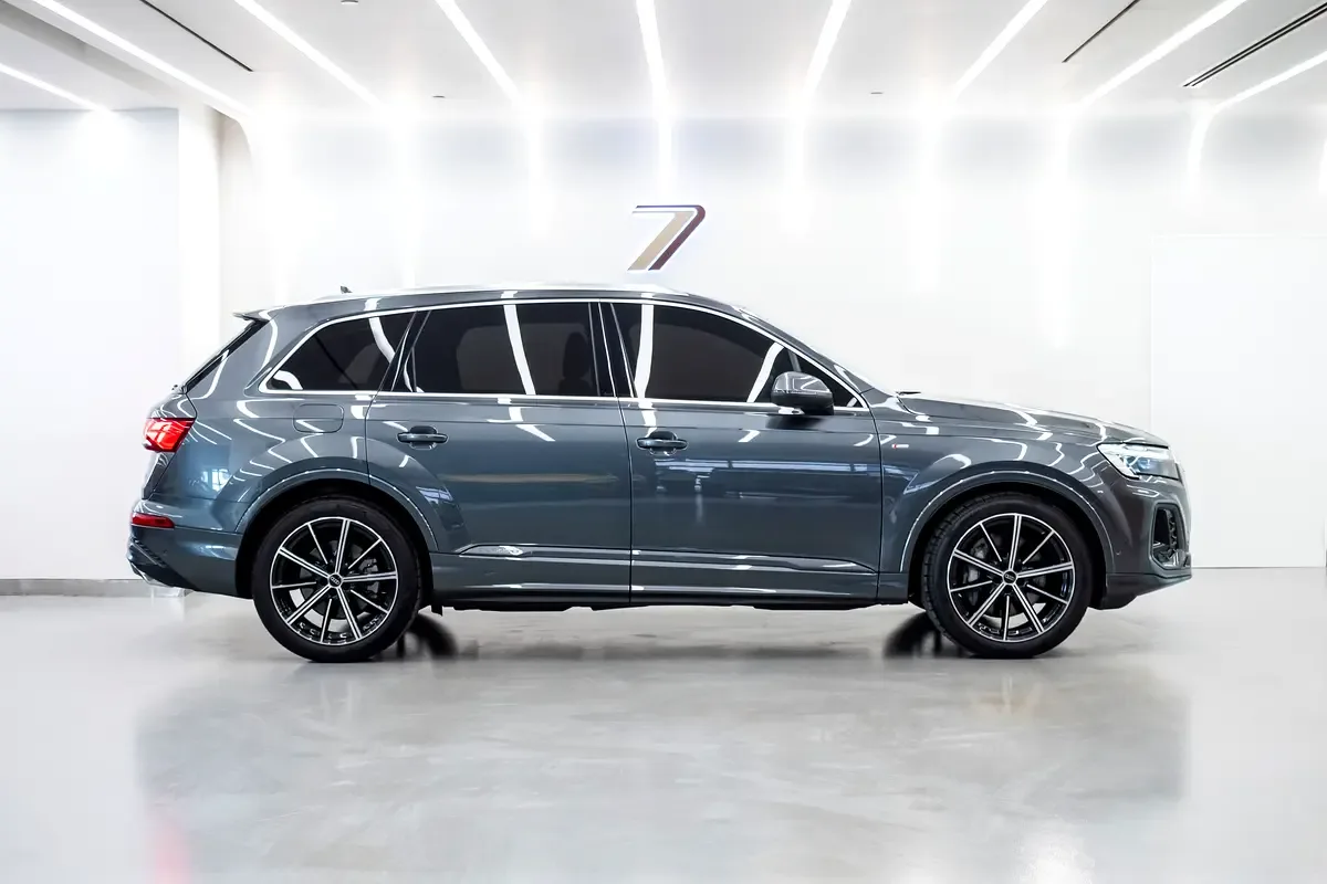 Audi Q7 2.0 AT 4WD (252 حصان) - 3