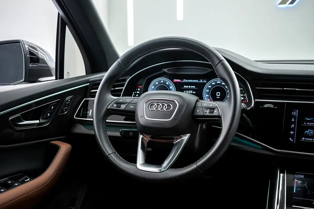 Audi Q7 2.0 AT 4WD (252 حصان) - 8