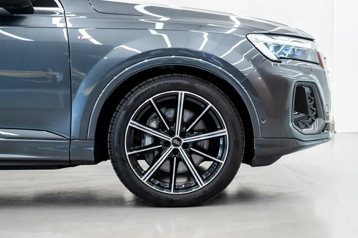 Audi Q7 2.0 AT 4WD (252 حصان) - 15