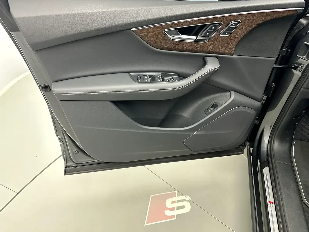 Audi Q7 3.0 AT 4WD (340 hp) - 16