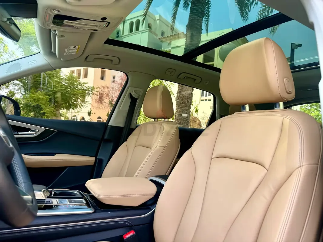 Audi Q7 3.0 AT 4WD (340 حصان) - 9