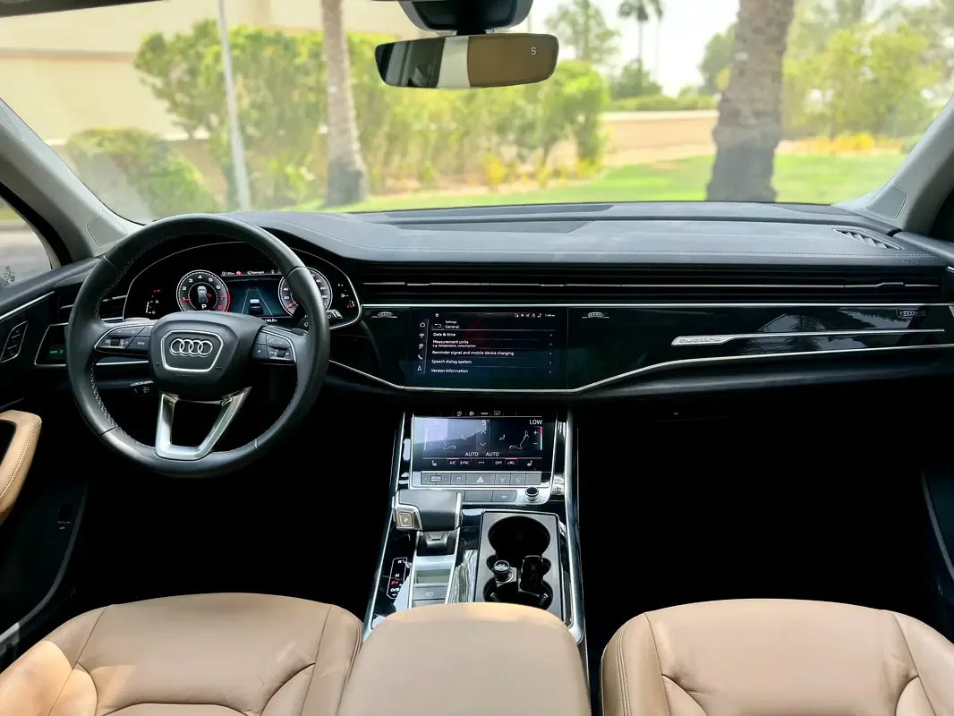 Audi Q7 3.0 AT 4WD (340 حصان) - 10