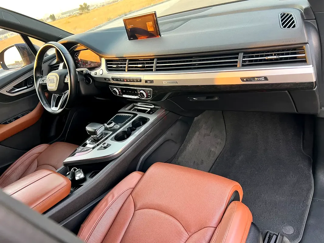 Audi Q7 3.0 TFSI Tiptronic quattro (333 hp) - 8