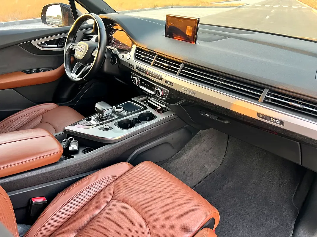 Audi Q7 3.0 TFSI Tiptronic quattro (333 hp) - 13