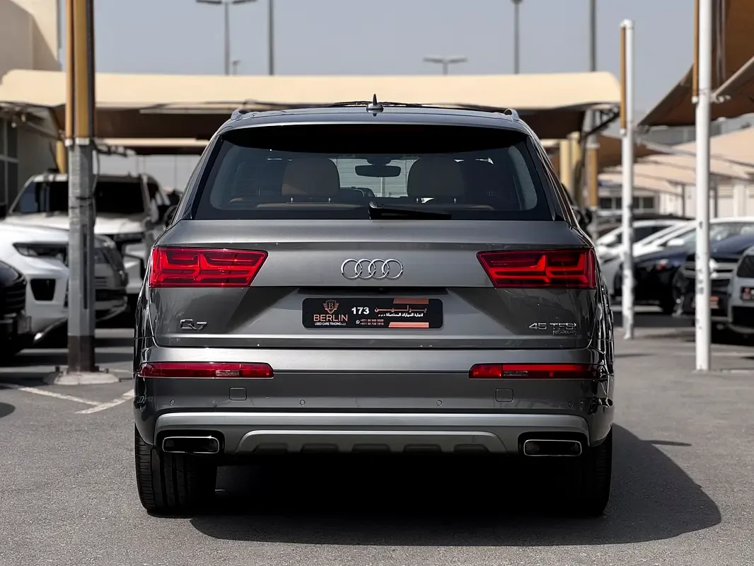 Audi Q7 3.0 TFSI Tiptronic quattro (333 hp) - 6