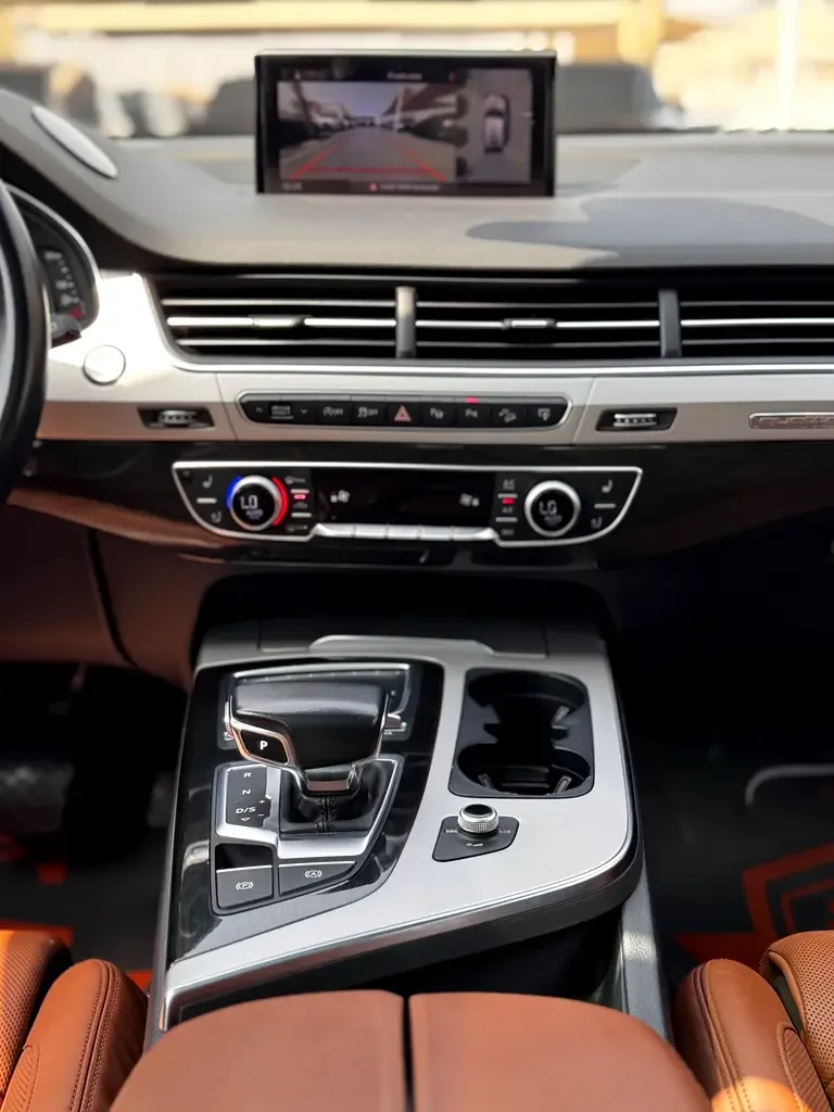 Audi Q7 3.0 TFSI Tiptronic quattro (333 hp) - 17