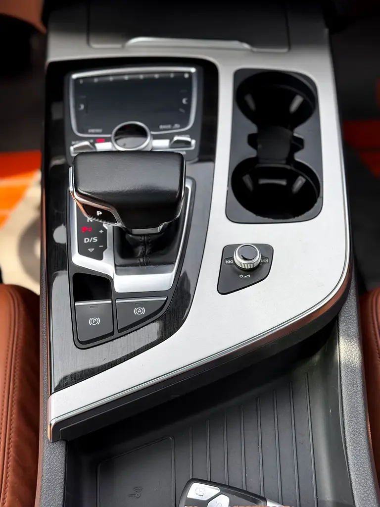 Audi Q7 3.0 TFSI Tiptronic quattro (333 hp) - 18