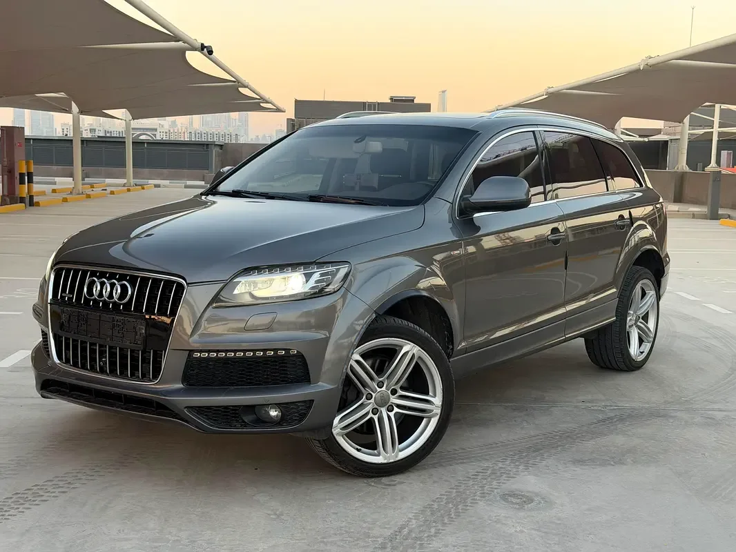 Audi Q7 3.0 TFSI Tiptronic quattro (333 hp)