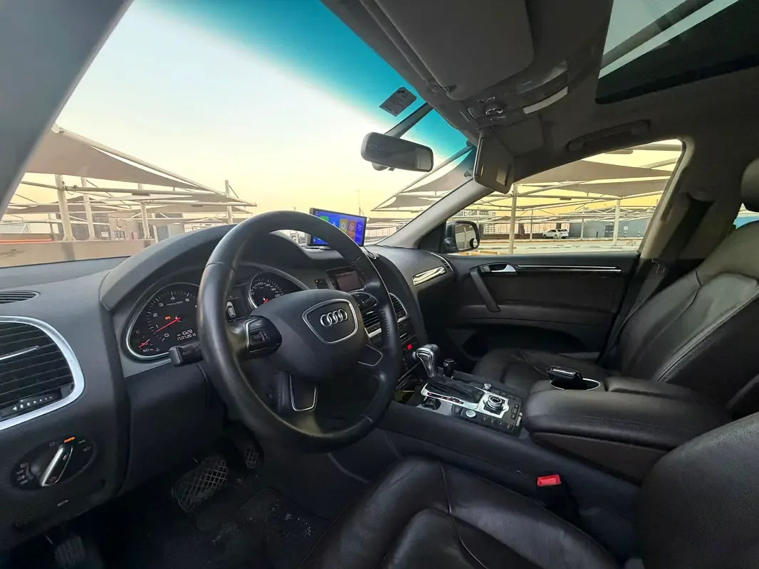 Audi Q7 3.0 TFSI Tiptronic quattro (333 حصان) - 9