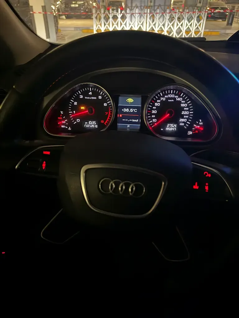 Audi Q7 3.0 TFSI Tiptronic quattro (333 حصان) - 12