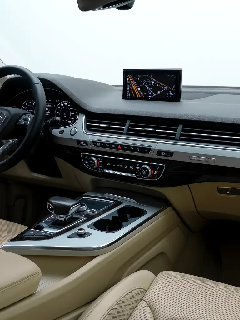 Audi Q7 3.0 TFSI Tiptronic quattro (333 hp) - 14