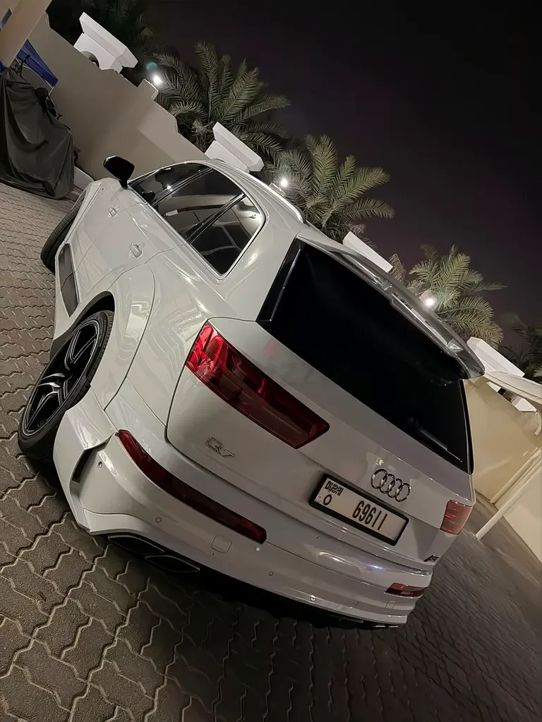 Audi Q7 3.0 TFSI Tiptronic quattro (333 hp)