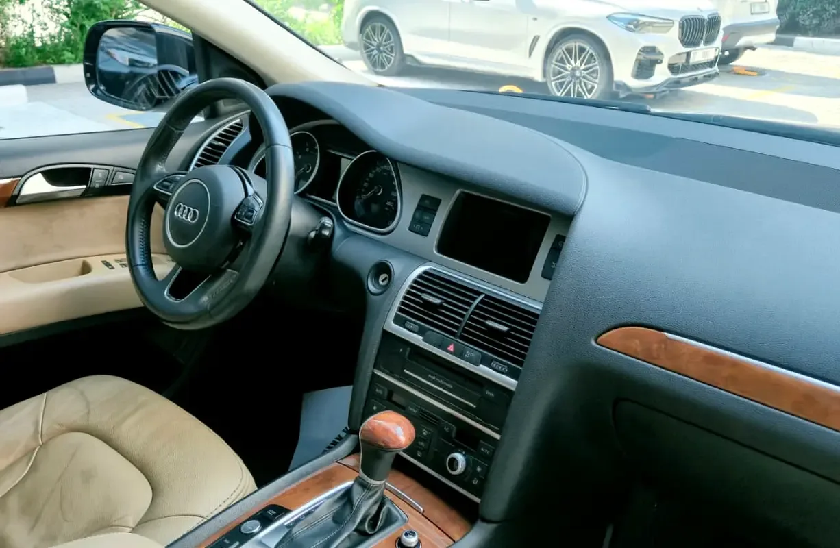 Audi Q7 3.0 TFSI Tiptronic quattro (333 حصان) - 6