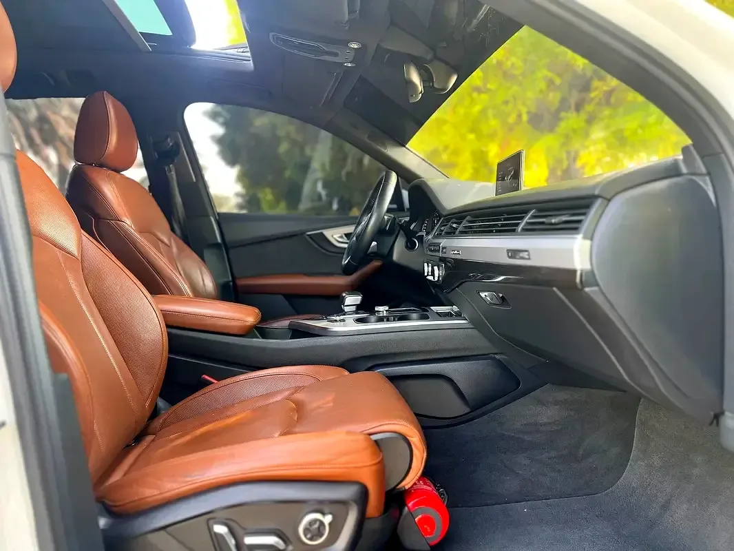 Audi Q7 3.0 TFSI Tiptronic quattro (333 hp) - 7