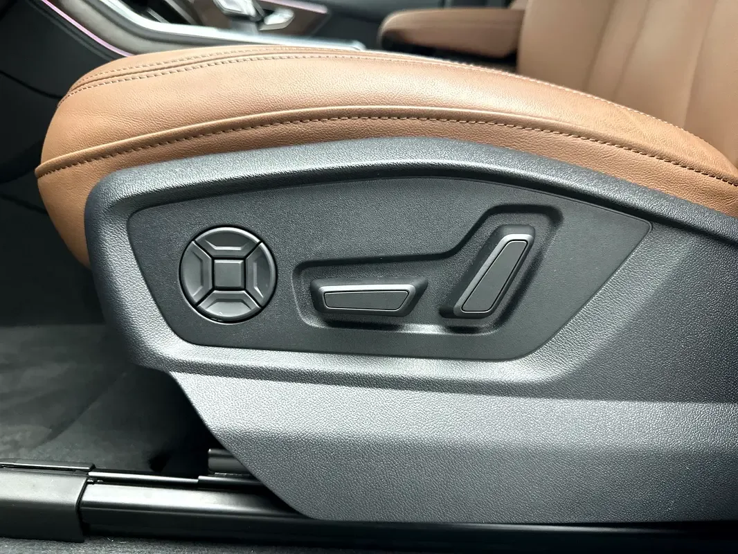 Audi Q8 3.0 AT 4WD (340 حصان) - 16