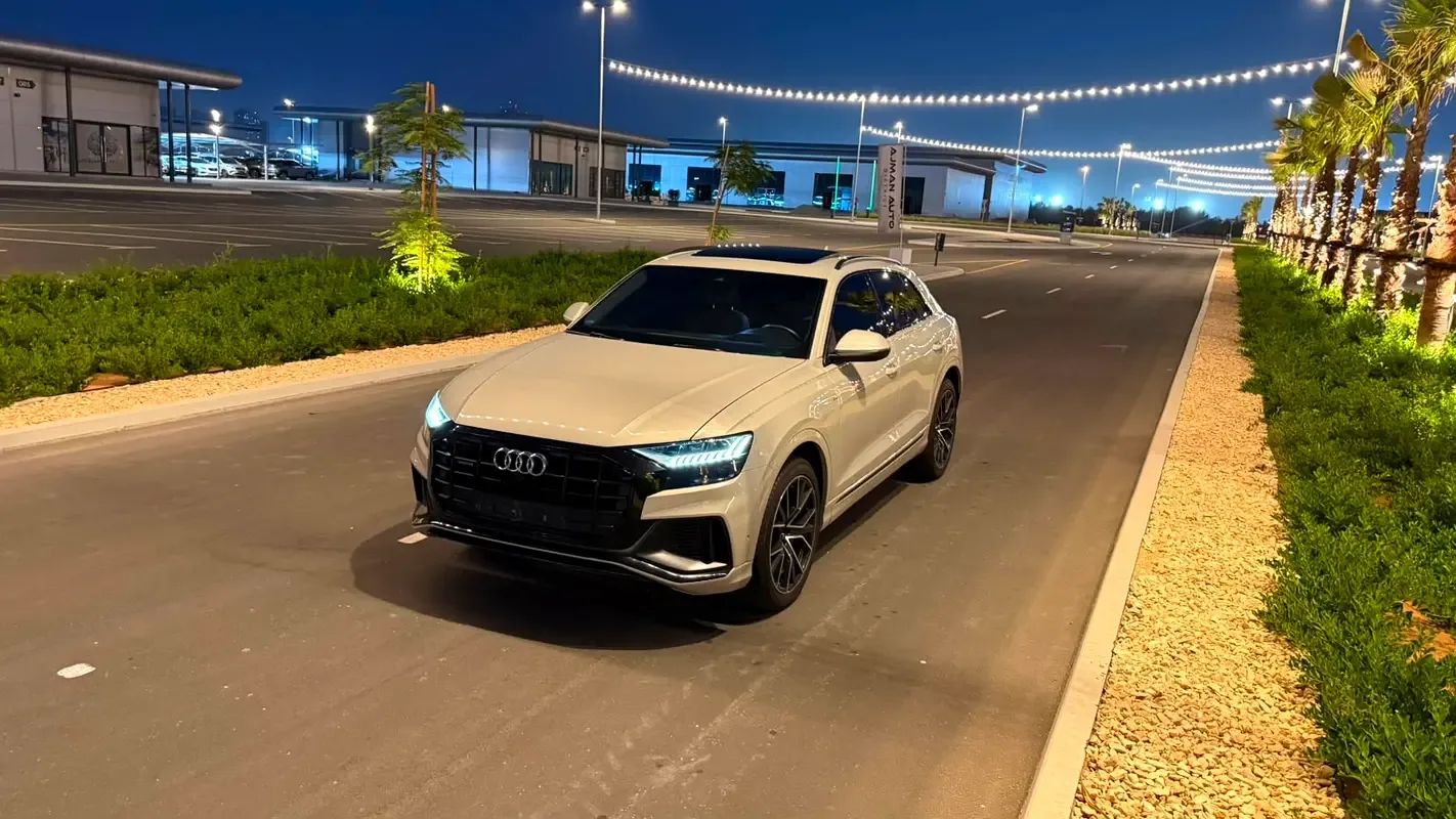 Audi Q8 55 TFSI Tiptronic quattro (340 hp) - 6