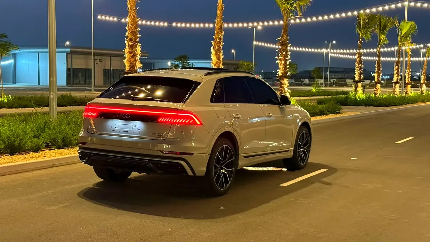 Audi Q8 55 TFSI Tiptronic quattro (340 hp) - 4