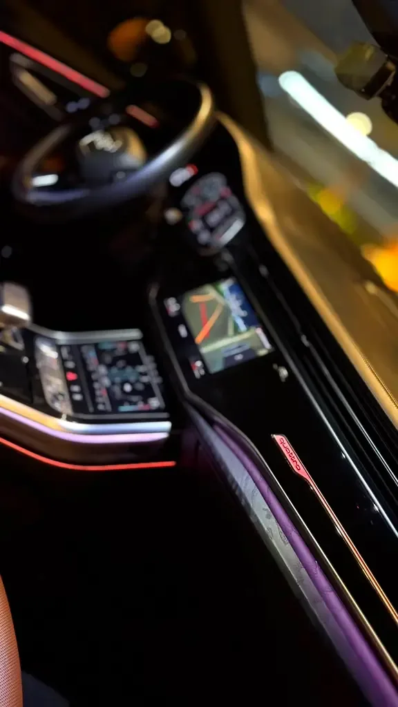 Audi Q8 55 TFSI Tiptronic quattro (340 hp) - 7