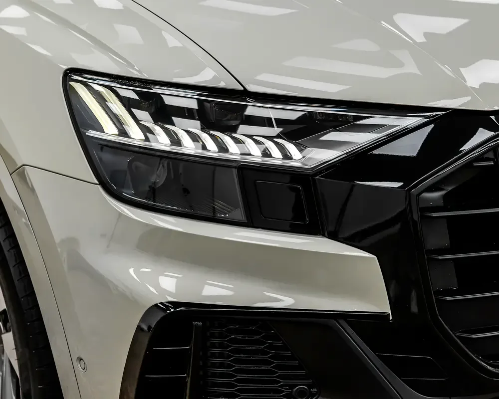 Audi Q8 55 TFSI Tiptronic quattro (340 hp) - 6