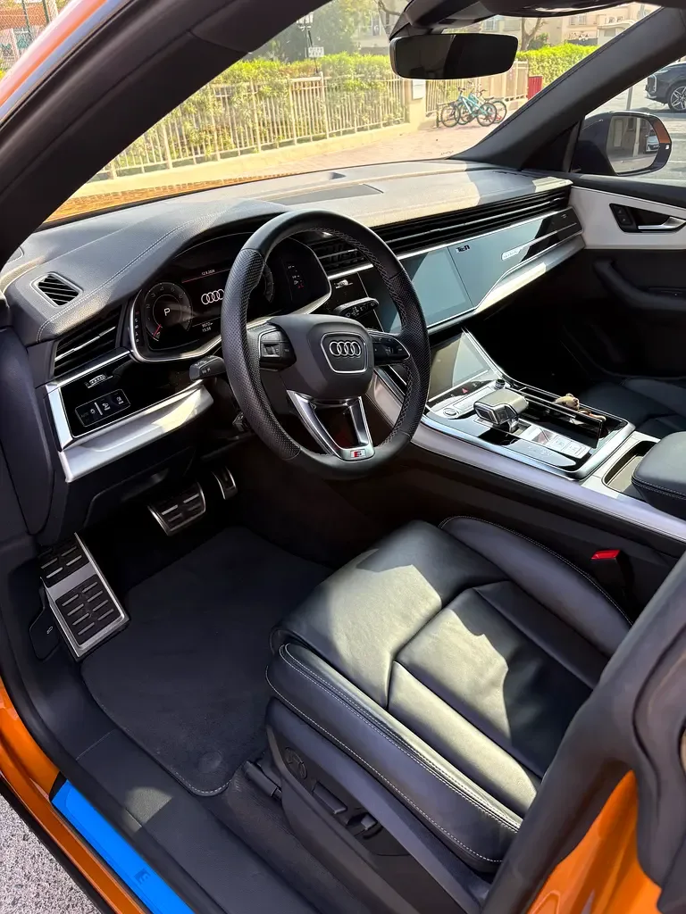 Audi Q8 55 TFSI Tiptronic quattro (340 حصان) - 8