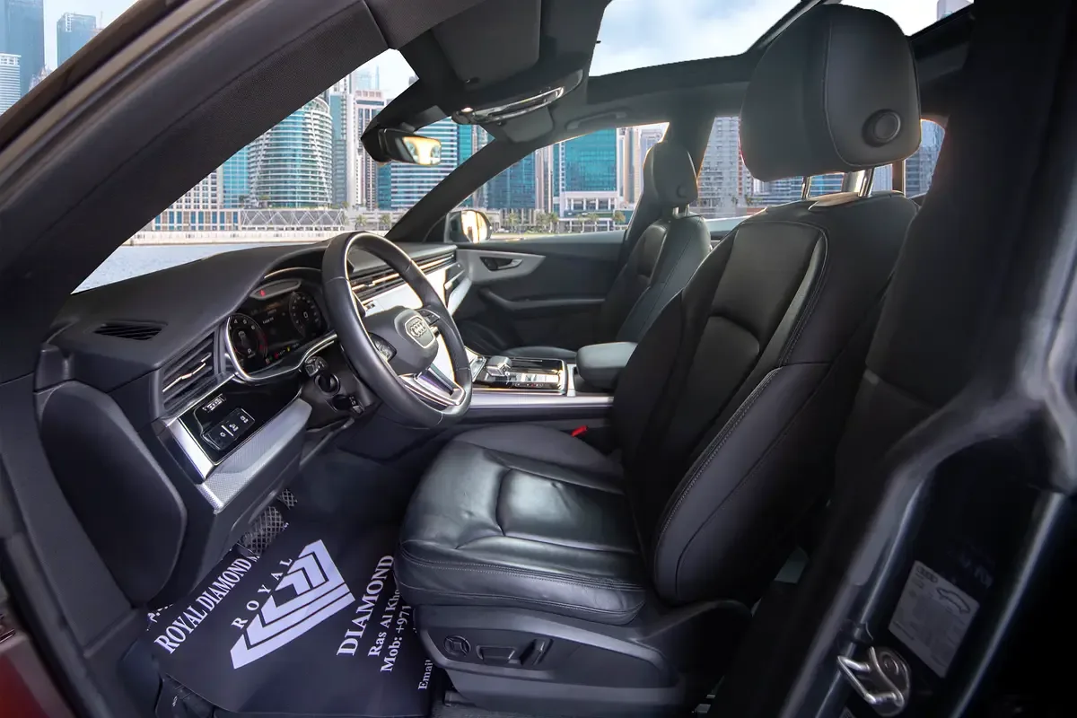 Audi Q8 55 TFSI Tiptronic quattro (340 hp) - 9