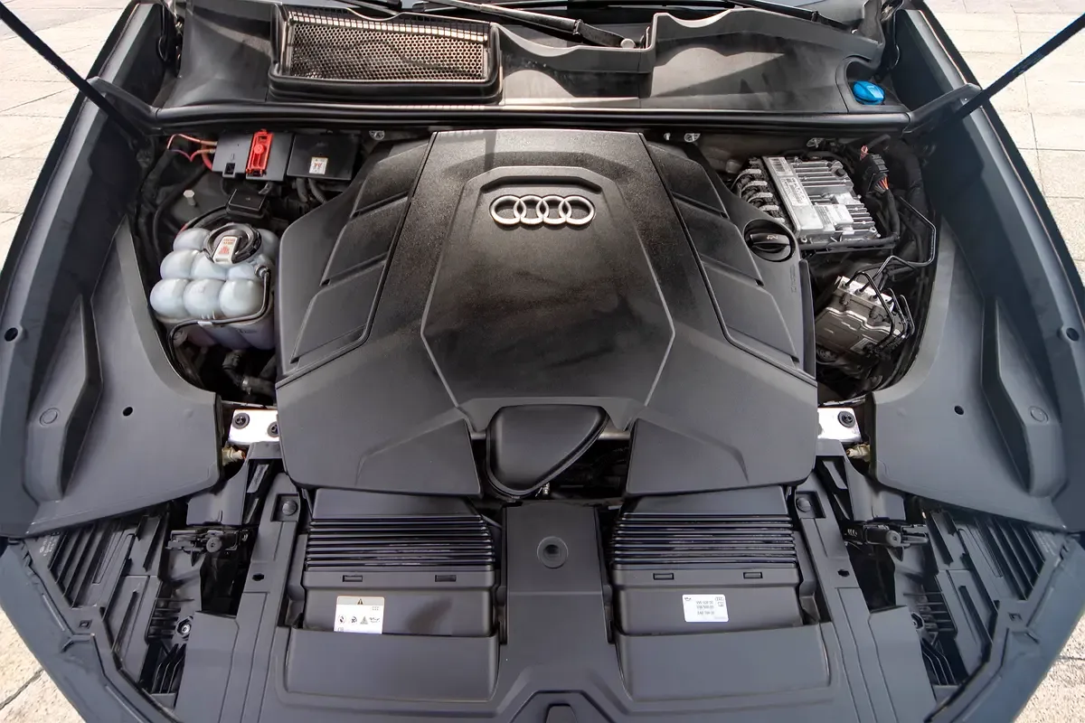 Audi Q8 55 TFSI Tiptronic quattro (340 hp) - 20