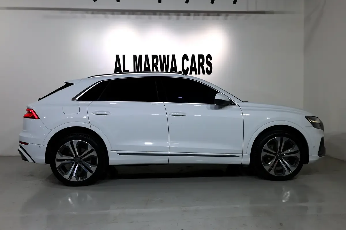 Audi Q8 55 TFSI Tiptronic quattro (340 حصان) - 7