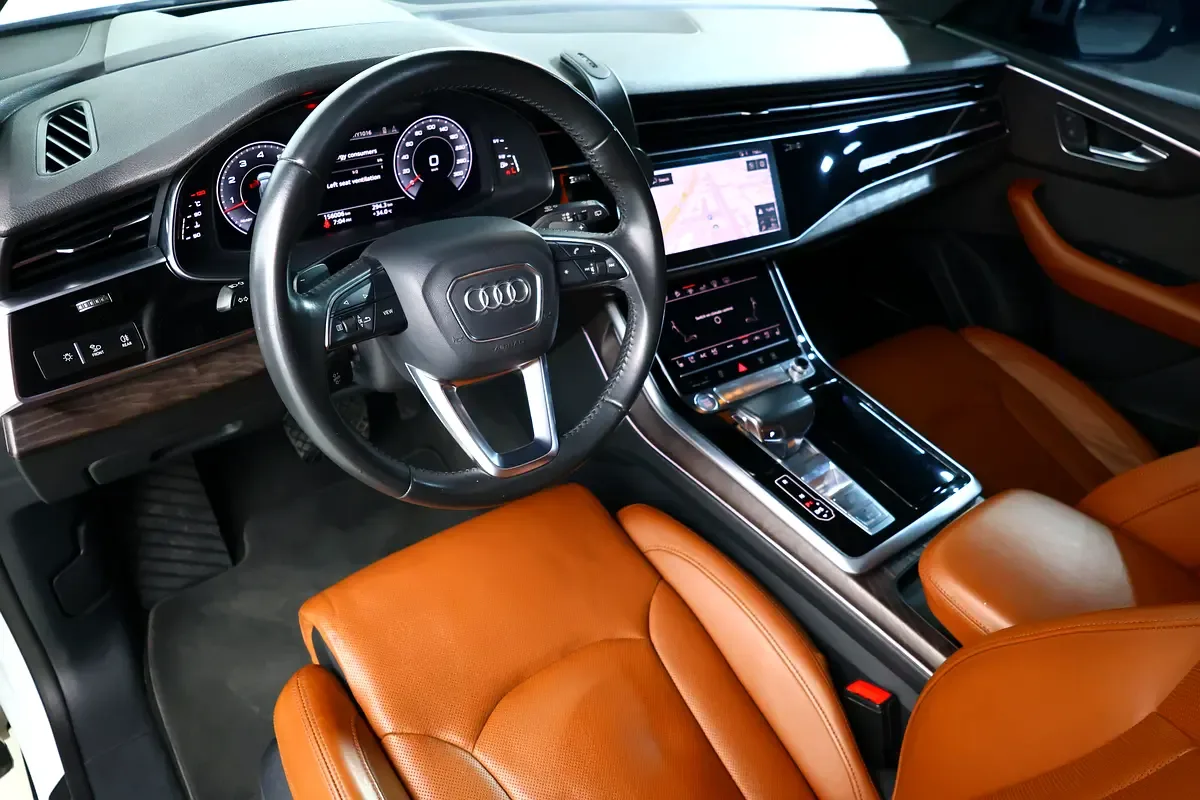 Audi Q8 55 TFSI Tiptronic quattro (340 حصان) - 10
