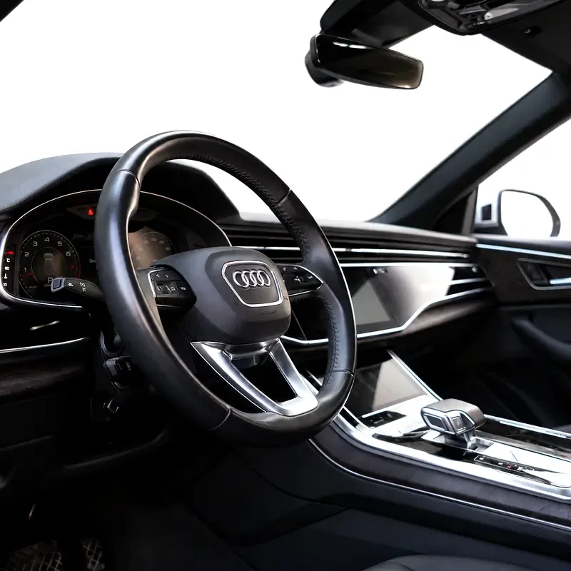 Audi Q8 55 TFSI Tiptronic quattro (340 حصان) - 8