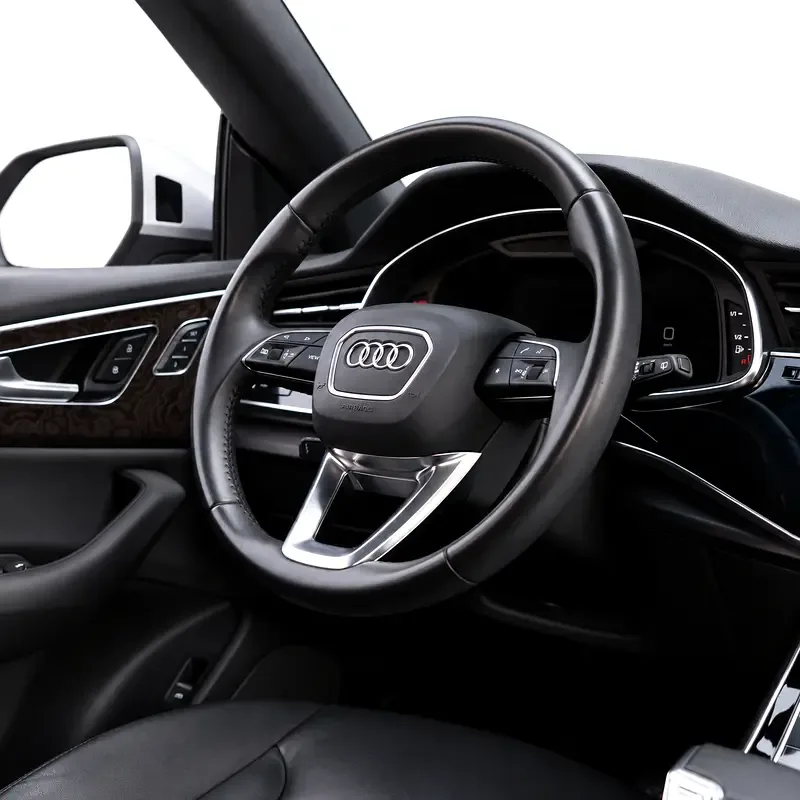 Audi Q8 55 TFSI Tiptronic quattro (340 حصان) - 9