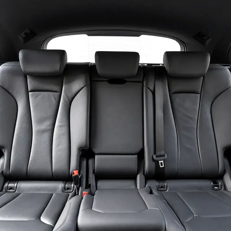 Audi Q8 55 TFSI Tiptronic quattro (340 حصان) - 14