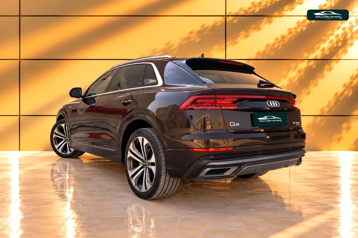 Audi Q8 55 TFSI Tiptronic quattro (340 hp) - 4