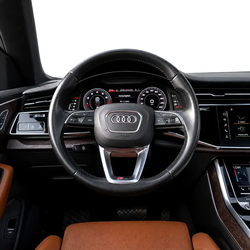 Audi Q8 55 TFSI Tiptronic quattro (340 حصان) - 8