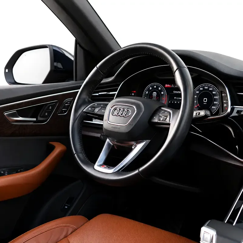Audi Q8 55 TFSI Tiptronic quattro (340 حصان) - 9