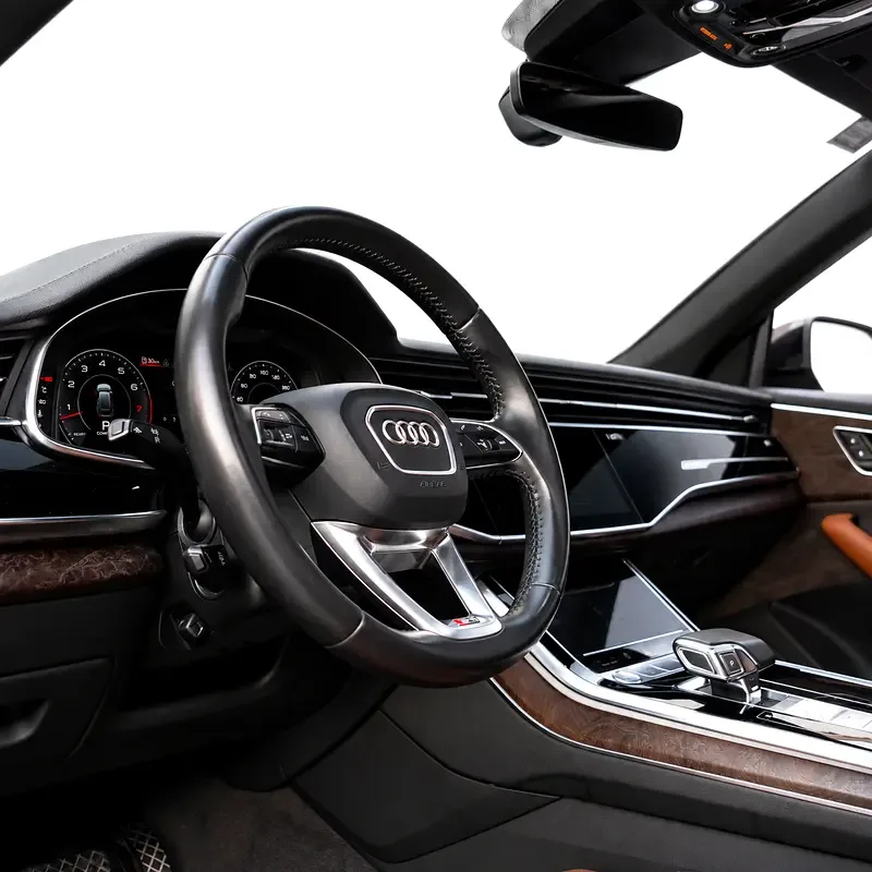 Audi Q8 55 TFSI Tiptronic quattro (340 حصان) - 10
