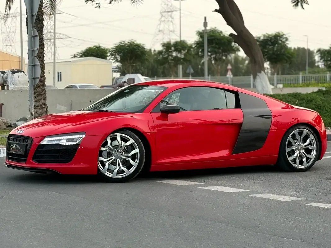 Audi R8 4.2 FSI S tronic quattro (430 hp)