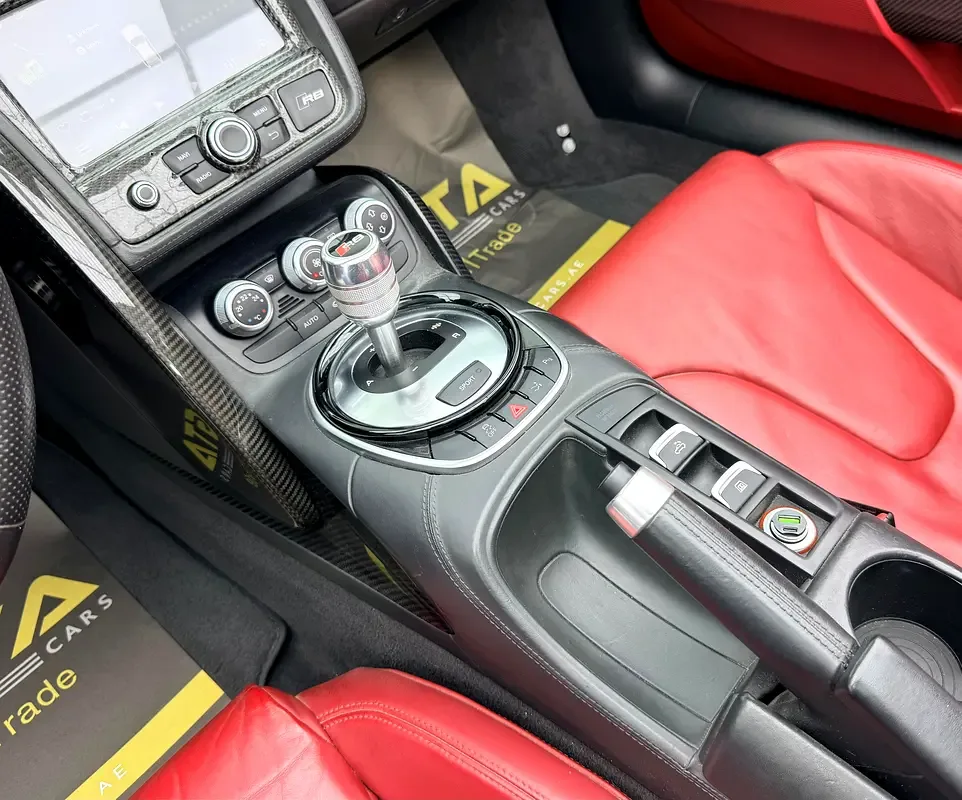 Audi R8 4.2 FSI S tronic quattro (430 hp) - 16