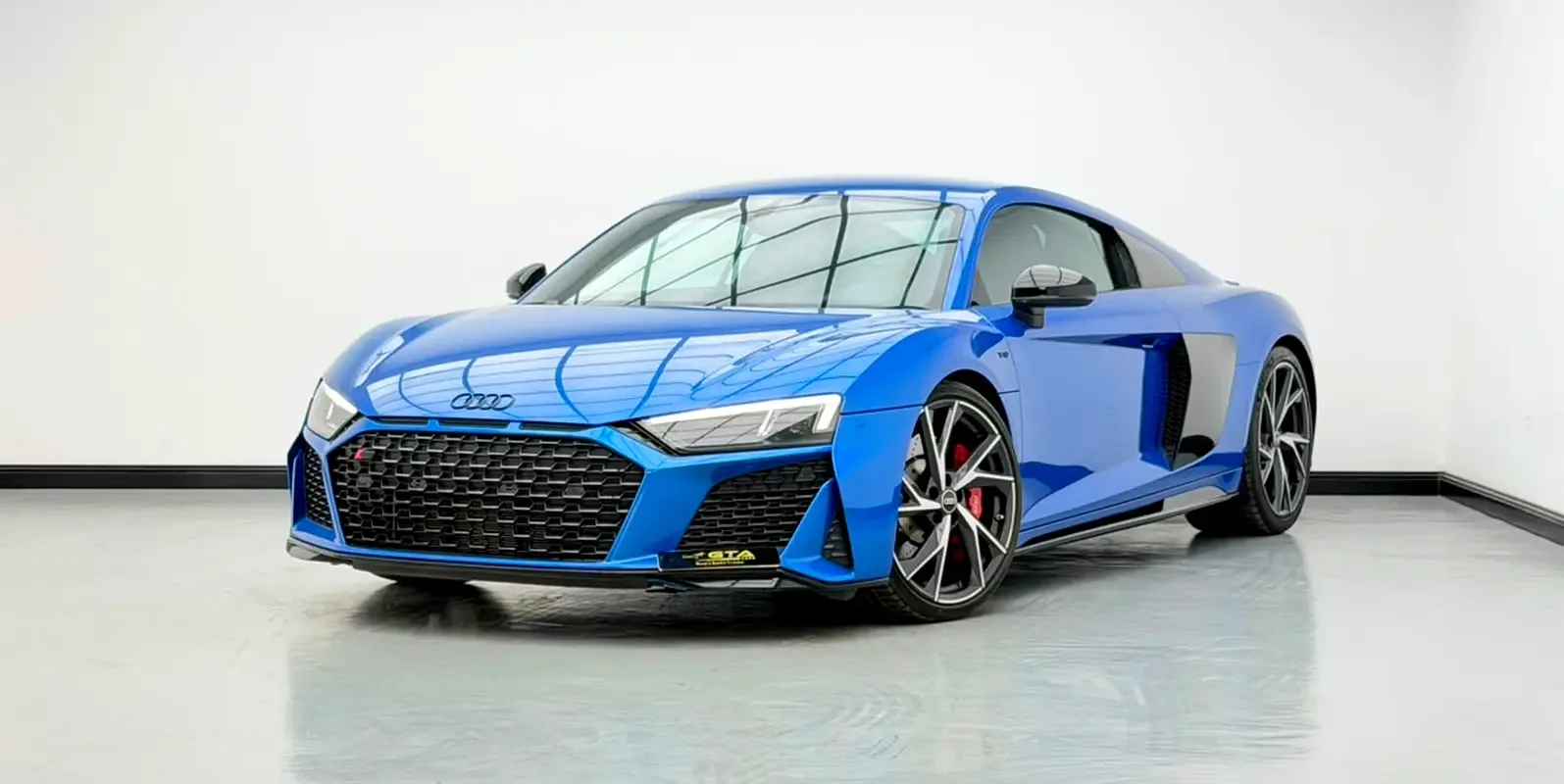 Audi R8 5.2 AMT (540 hp)