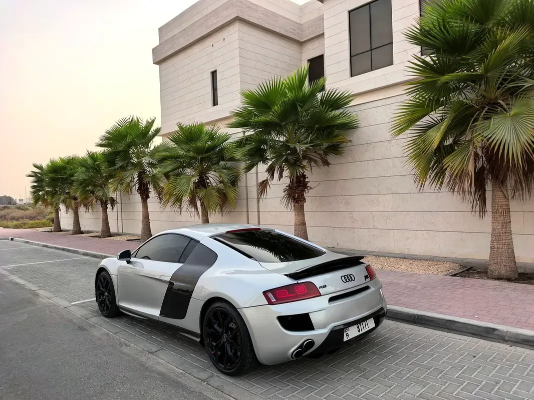 Audi R8 5.2 FSI quattro R tronic (525 hp) - 4