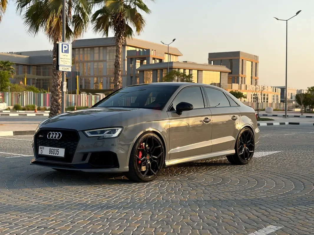 Audi RS 3 2.5 AMT 4WD (400 hp)