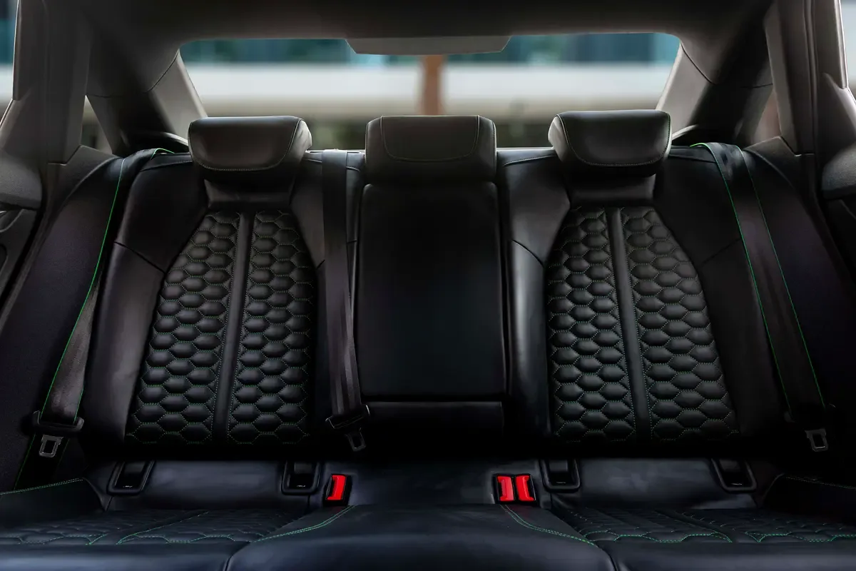 Audi RS 3 2.5 AMT 4WD (400 hp) - 12